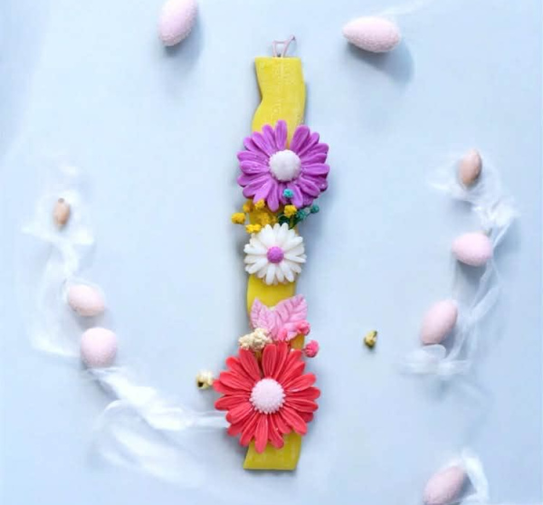 ΛΑΜΠΑΔΑ ΜΕ ΔΙΑΚΟΣΜΗΤΙΚΑ ΣΟΓΙΑΣ 